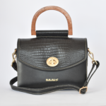 Bolso de Cuero con Solapa patron Cocodrilo  y Laterales de Madera – IULIUS
