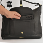Bolso de Hombro de Cuero Negro – Elegante y Funcional – IULIUS - Image 3