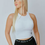 JACY-00 fehér, crop fitnesz trikó