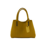 RB1004R | Borsa a Mano in Vera Pelle Made in Italy con Tracollina removibile e attacchi con moschettoni in metallo Canna di Fucile - Colore Senape - Dimensioni: cm 33 x 25 x 15 + Manici 13 cm