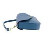 RB1023P | Borsa piccola a Spalla con Tracolla a catena removibile in Vera Pelle Made in Italy. Pattina di Chiusura. Accessori in metallo Oro Lucido - Colore Avio - Dimensioni: cm 22 x 12 x 3 - Image 4