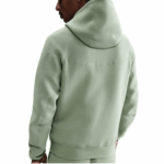 Chelsea FC Tech Fleece presentation tracksuit 2025/26 - Nike - Image 2