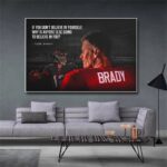 Poster Football Spieler Tom Brady Amerikanischer Football Superstar motivierender Spruch als Deko Print ohne Rahmen
