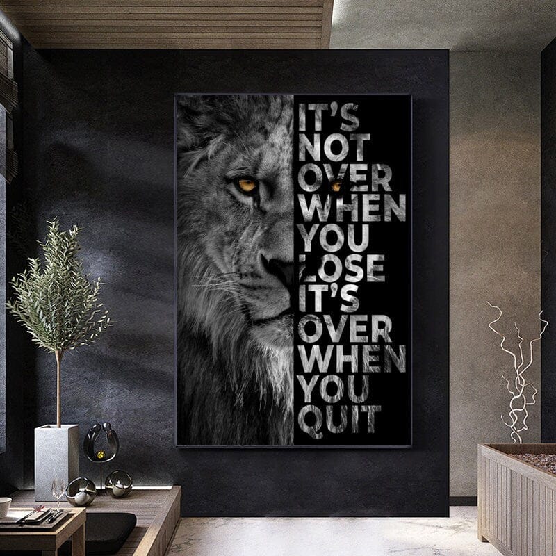 poster-motivation-lowe-schwarz-grau-i-wandbilder-wohnzimmer-schlafzimmer-i-deko-print-bilder-i-ohne-rahmen-8924116.jpg Poster Motivation Löwe Schwarz Grau · Wandbilder Wohnzimmer & Schlafzimmer · Deko Print Bilder · ohne Rahmen - Image 1