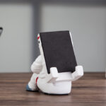 Astronaut Mobile Phone Stand Desktop Holder - Image 4