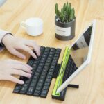 Flexible Roll Folding Bluetooth Keyboard - Image 8